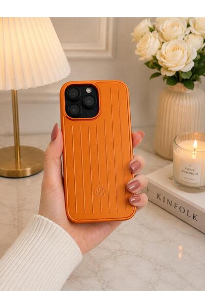 UMD غطاء ريموا متوافق مع آيفون 15 برو LRP011