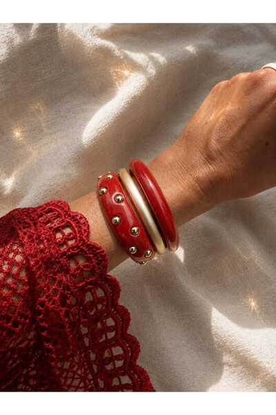 Mope Accessories طقم أساور نسائية أنيقة باللون الأحمر