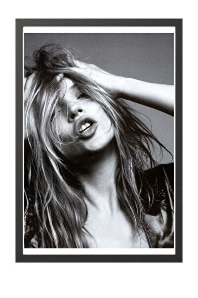 Taranist Poster - Black White Kate Moss Woman Portrait - Arzulanan Kadın Ve B...