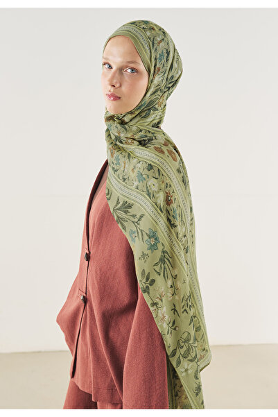 Freshscarfs Πράσινο σάλι από βισκόζη με σχέδιο Flora Echo
