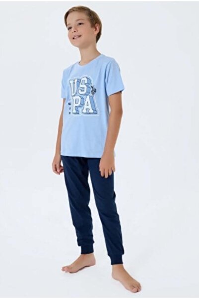 U.S. Polo Assn. U.S. Polo Assn dečački set pidžama sa kratkim rukavima i štam...