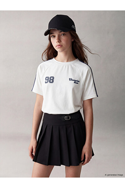 LC Waikiki Esvab • Modern & Distinctive Zero Roba Collar Girls' T-Shirt