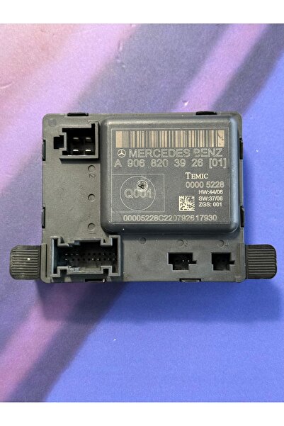 Mercedes Benz Modul ușa dreapta față Sprinter 906 ani 2006-2013 cod A9068203926