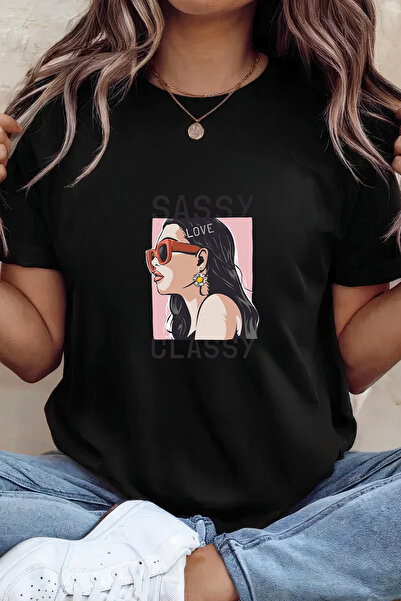 Sarah's Boutique Women's T-shirt – 100% cotton – Sassy Classy