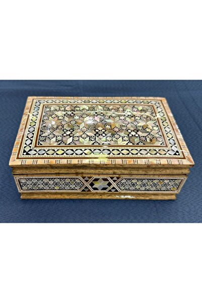 cyrus handi crafts mücevher kutusu kaliteli ceviz ahşap ve kabuğundan yapılmış .