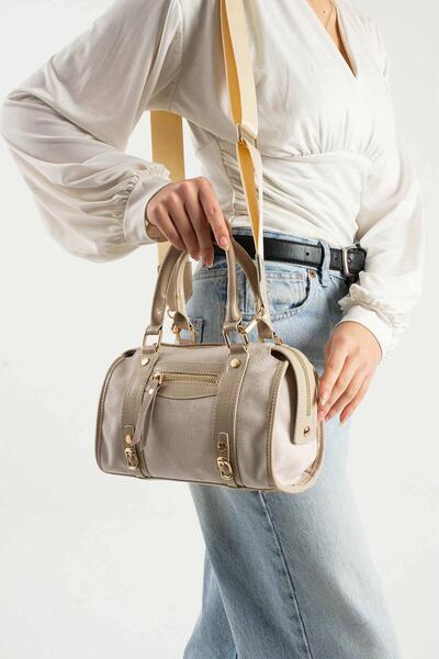 Jacquline Koralia Women's Handbag
