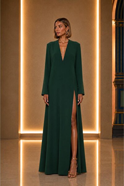 ALYEL NAKER Deep Slit Maxi Regular Crepe Dress with Side Seam on the Left