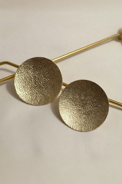 bacc Gold Textured Oval Earrings