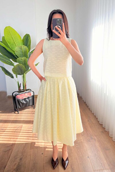 Hipo Trend Eyelash Textured Blouse Skirt Yellow Elegant Set