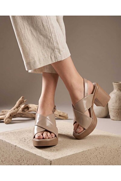 LEYDİ SHOES MN-01 SANDALE DE DAMĂ CU BRETELE ÎNCRUȘATE