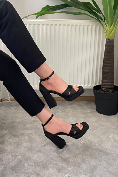 Blacktavern Cross Strap High 10 cm Heel Evening Dress Shoes