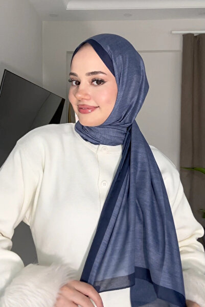 Madame Polo شال فاخر ذو وجهين بنمط منقوش - أزرق داكن