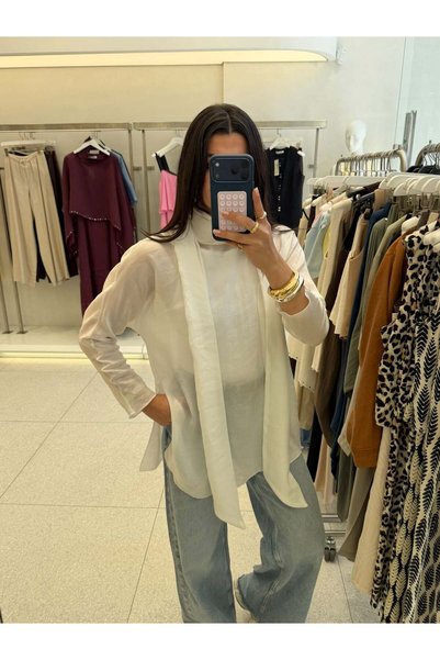 Bade Butik Ecru shawl detailed slit blouse