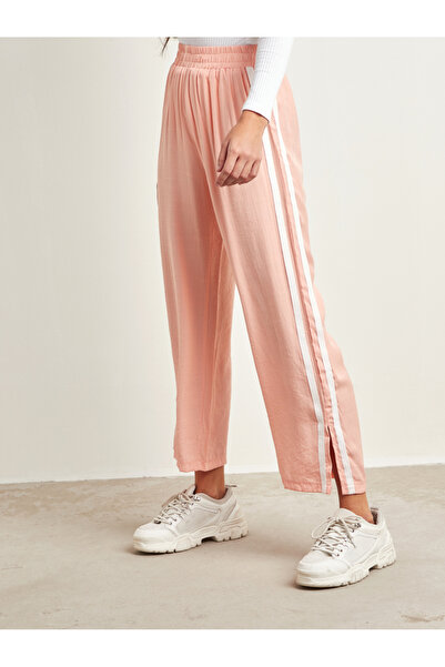 Styli Side Slit Hem Relaxed Fit Pants