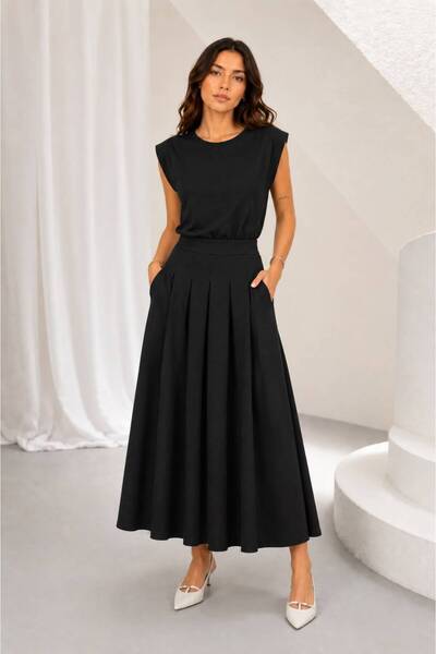 Rouge basıc Set with Skirt and Vest