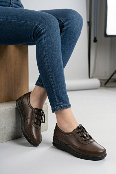 Walkenzo 3776 Women's Orthopedic Sole Leather Shoes