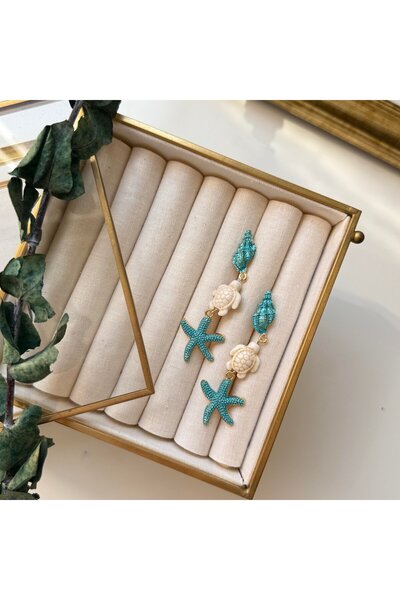 Alice İsstanbul Turquoise Metallic Looking Turtle Earrings