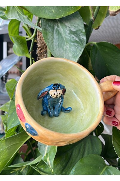 visera Winnie the Pooh Handmade Ceramic Mug with Eeyore Figure