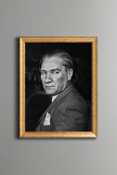 epiqart Ataturk - Vintage Patterned Painting - Fine Model