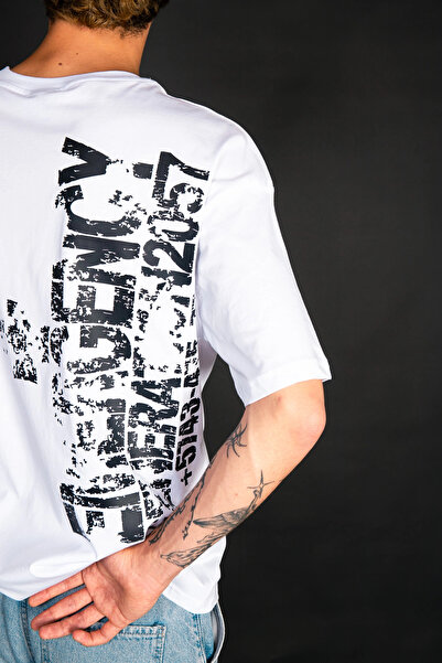 Sekizbiraltı Emergency Printed White Oversize Tshirt