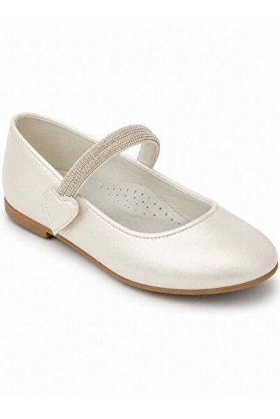 Zekids Girl's Heart Detailed Design Ballerinas