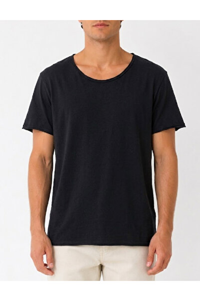 Evendi Tricou, Negru