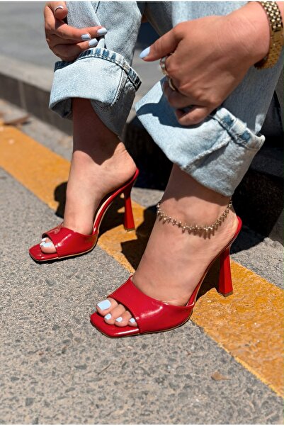 I Love Shoes Sorel Red Patent Leather Women's Heeled Slippers