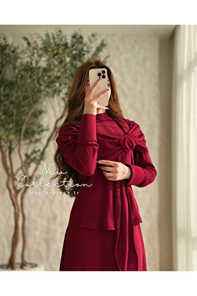 Boy:( Bluz 65 cm - Etek 105 cm ) Kumaş: Krep Diğer: Ölçülerde 1-3 cm arası farklılık olabilir