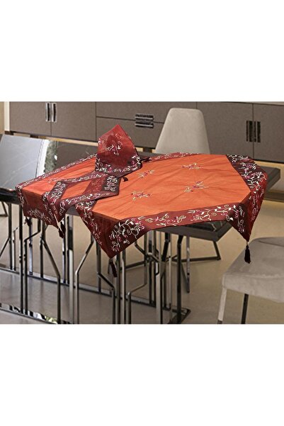 Linea Home Τετράγωνο σετ 4 τεμαχίων. Κεντημένο με περίγραμμα σταφυλιών LH2065...