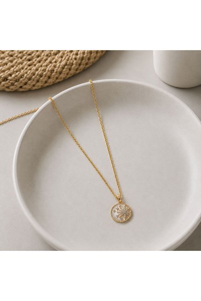 BIJUTERI Kly-1051 |   Star Motif Medallion Necklace |   Eos Collective