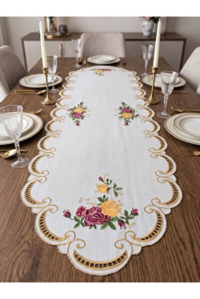 Casare Amelia Rose Embroidered Oval Runner