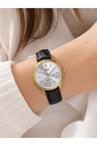 Q&Q Women's Wristwatch Gold Color Case Leather Strap Casual and Stylish Combi...