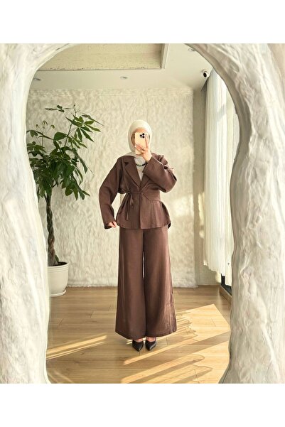 BELLASTORE طقم نسائي مكون من سترة بنية بحزام وبنطلون واسع الساق