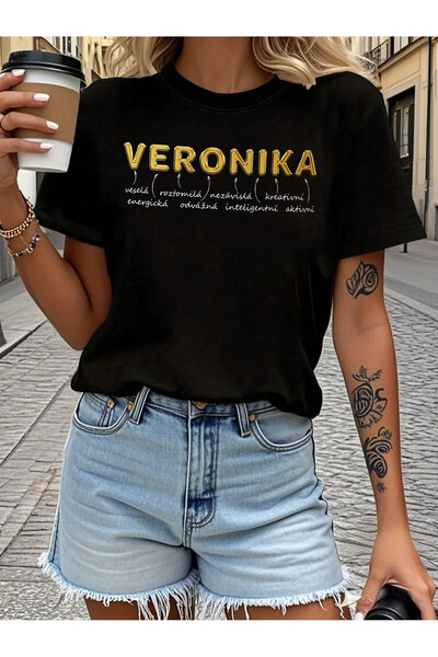 212ZTD تي شيرت نسائي كاجوال بأكمام قصيرة وياقة دائرية من Veronika باللغة التش...