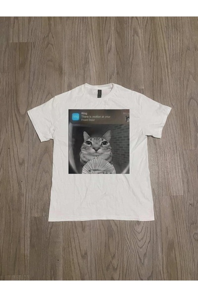 Grafftee Clothing تي شيرت مطبوع عليه قطة للجنسين مقاس كبير