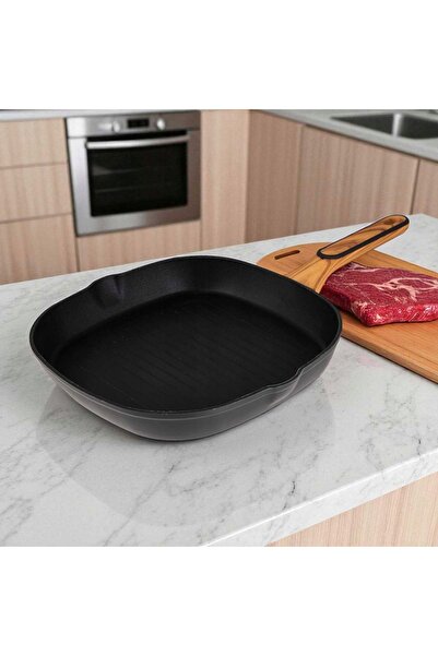 Bergner PATELNIA GRILLOWA MULTICLAD 28cm BG-56041 CULOARE ANTRACIT