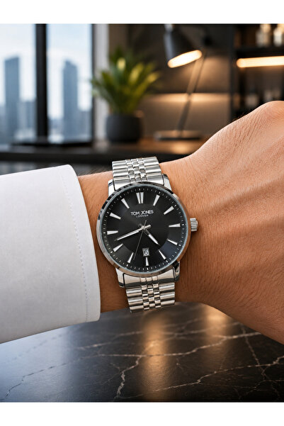 Tom Jones Men's Wristwatch