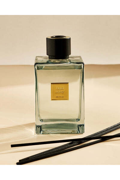 REDTAG معطر جو للفنادق باللون الأبيض سعة 500 مل