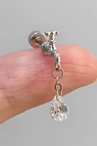 TAKIŞTIR Gümüş Renk Musluk Figürlü Taşlı Cerrahi Çelik Tragus/Kıkırdak Küpe/P...