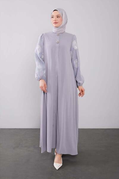 Levidor Gray Balloon Sleeve Embroidered Detailed Robe
