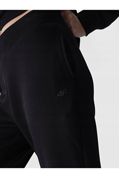 NO BRAND Pantaloni sport de damă 4F Feminine Sportswear S Negru