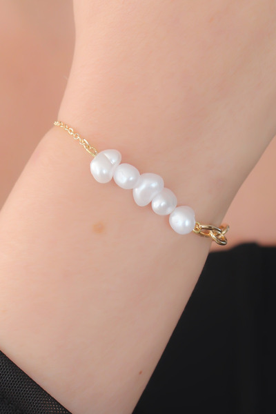 Mega Bazaar Gold Color Pearl Bead Model Women's Bracelet