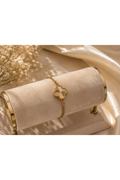 Eloré Signature Clover Bracelet
