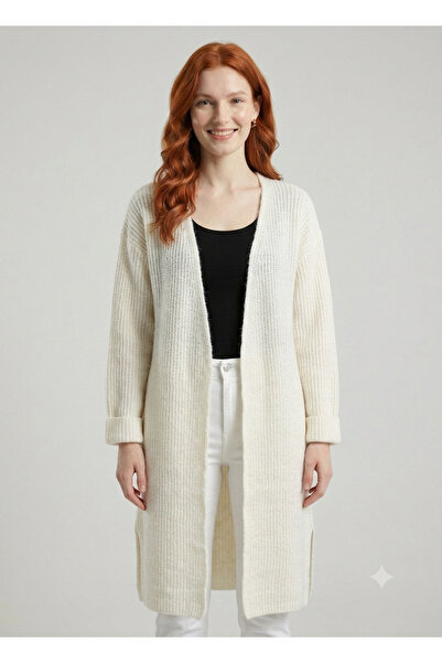 Neden Tekstil Women's Comfortable Fit White Knitwear Cardigan