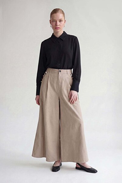 Levidor Khaki Pocket Accessory Detailed Trousers