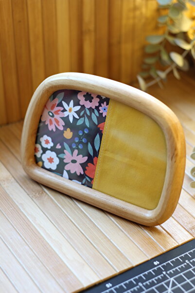 zigzagdikiş patchwork kırkyama kumaş fonlu dekoratif ahşap oval fotoğraf çerç...