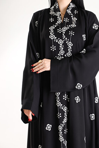YOU ABAYA عباية الثرى قماش انترنت مطرز قصة دبل كلوش | اسود