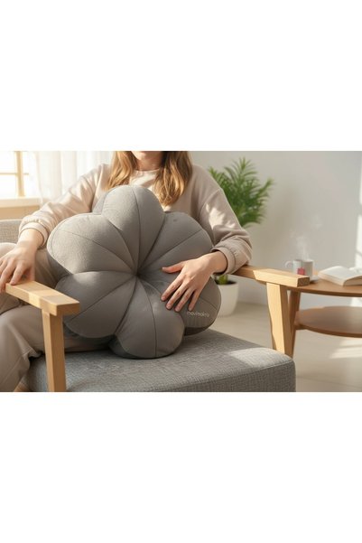 Home Mavi̇makro Floral Appearance Filled Throw Pillow