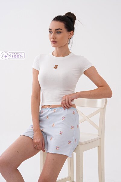 LULUS FRİENDS تي شيرت قصير الأكمام بياقة دائرية وتطريز على الصدر، مع شورت مزي...