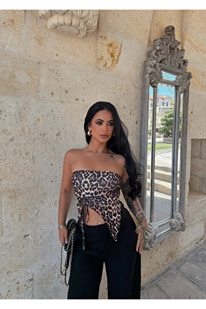 kırmızı butiks Top bez naramenica sa leopard printom